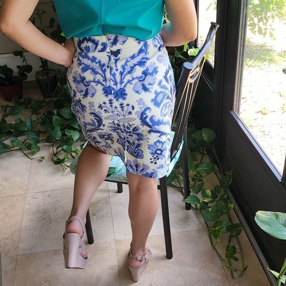 VEUC Sz 8 Lined Navy & Periwinkle Blue Skirt - Picture 2 of 12